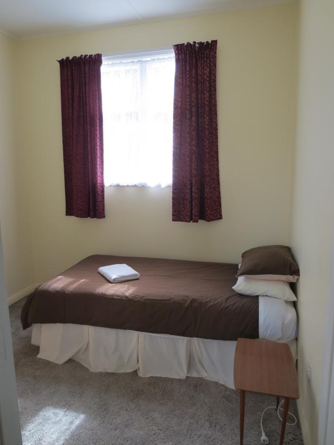 Empire Hotel Featherston Экстерьер фото